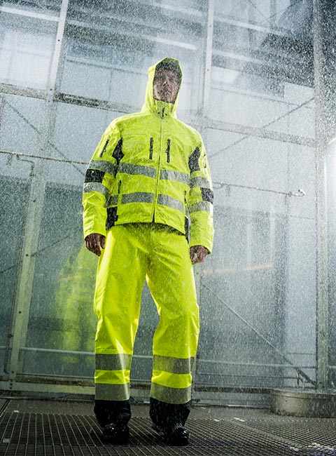 Kaama Srl - Progettazione e realizzazione di abbigliamento tecnico professionale